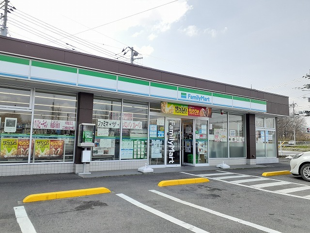 シャン・ド・フルールⅡ ファミリーマート那須塩原井口店まで700m