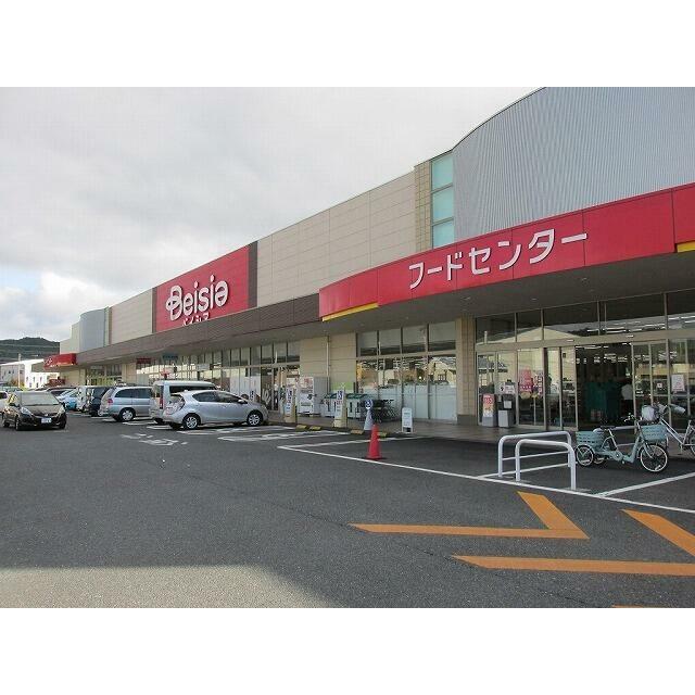 　サンプラザ　Ｂ棟　 ベイシア烏山店