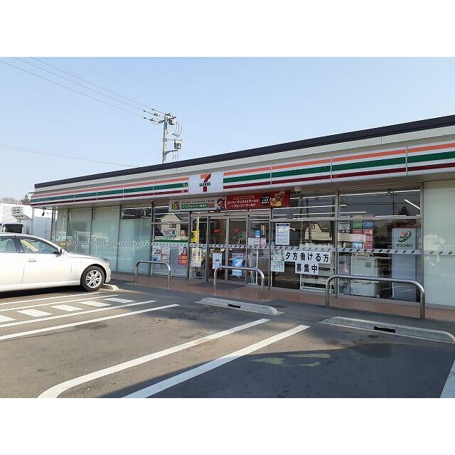 　クオリティ・エヴァン　 セブンイレブン野崎十字路店