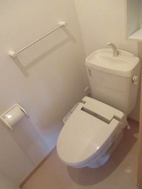 　サニーレジデンス　Ａ棟　 こちらの物件はMODE不動産なら割引対象の１部屋です。