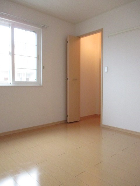 　サニーレジデンス　Ａ棟　 こちらの物件はMODE不動産なら割引対象の１部屋です。