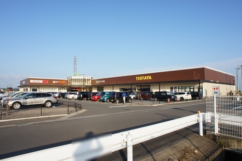 　アウリオン　　 ﾋﾞｯｸﾞﾜﾝTSUTAYA さくら店