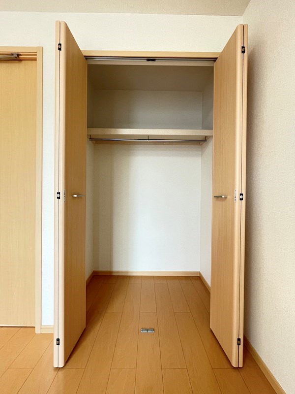 　カレント　Ⅲ　 こちらの物件はMODE不動産なら割引対象の１部屋です。