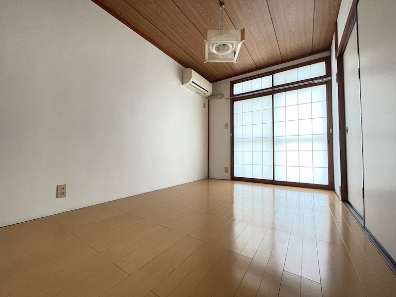 　いおりハイツ　 こちらの物件はMODE不動産なら割引対象の１部屋です。