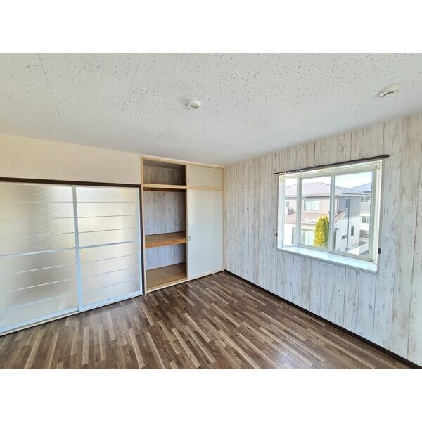 　草川ハイツ こちらの物件はMODE不動産なら割引対象の１部屋です。