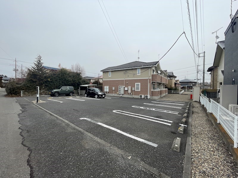 　サニー・プレイス　 こちらの物件はMODE不動産なら割引対象の１部屋です。