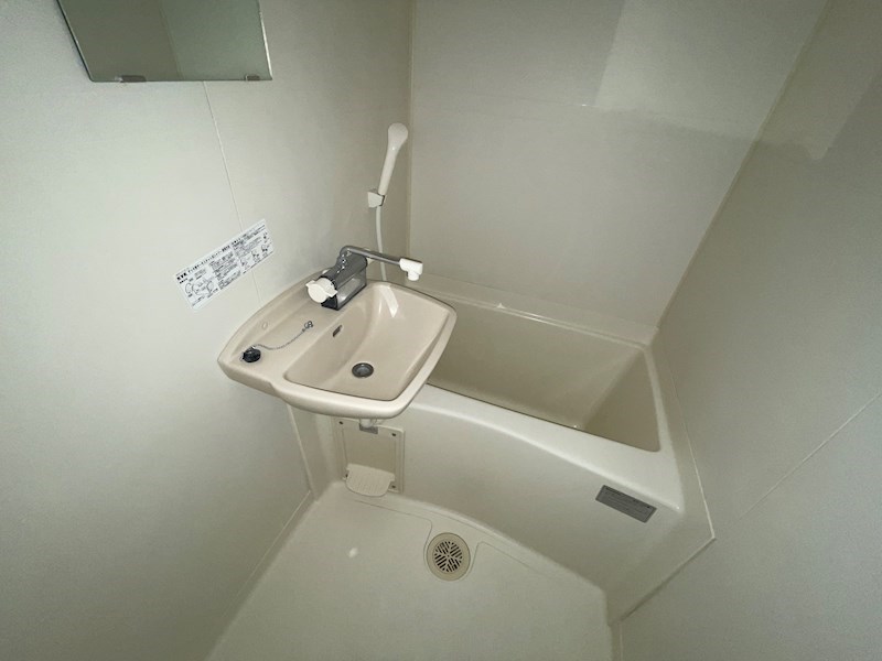 　アルカンシエル　弐番館　 こちらの物件はMODE不動産なら割引対象の１部屋です。
