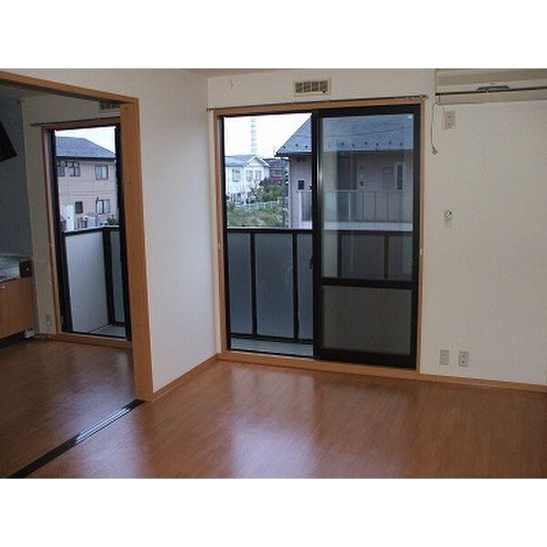 　アクシア　 こちらの物件はMODE不動産なら割引対象の１部屋です。