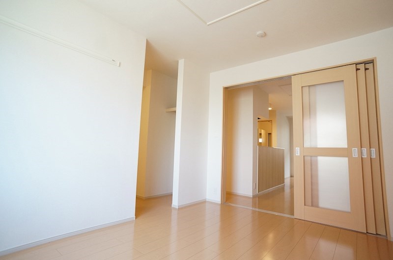 　エアリーハウス　 こちらの物件はMODE不動産なら割引対象の１部屋です。