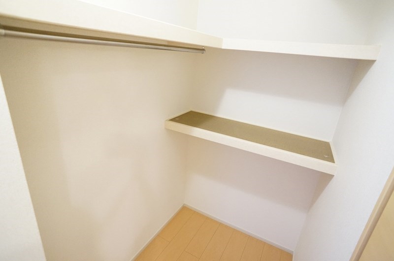 　エアリーハウス　 こちらの物件はMODE不動産なら割引対象の１部屋です。