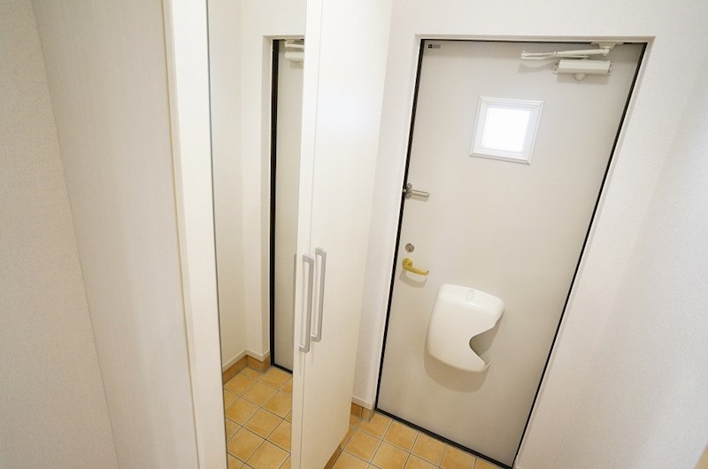 　エアリーハウス　 こちらの物件はMODE不動産なら割引対象の１部屋です。