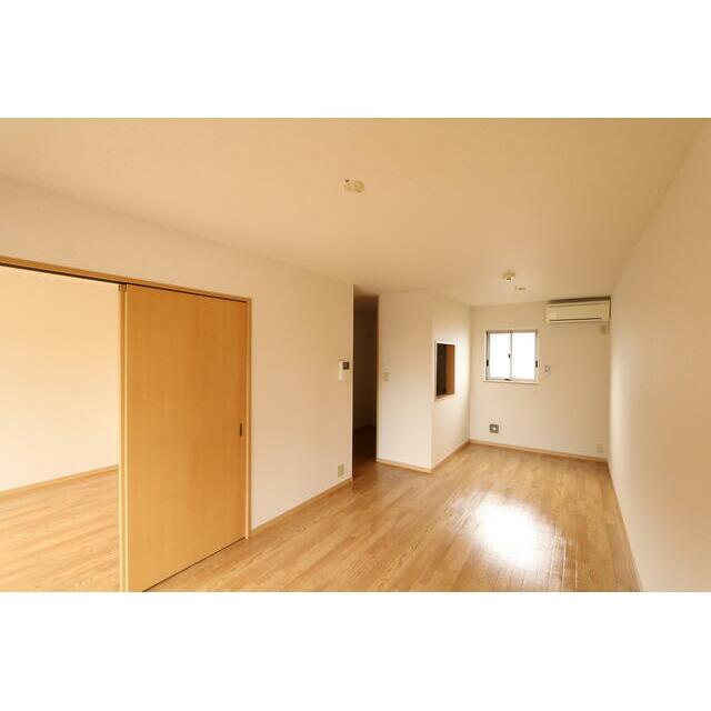 　ウィステリア　フラット　 当物件の参考写真です。(同建物の部屋)