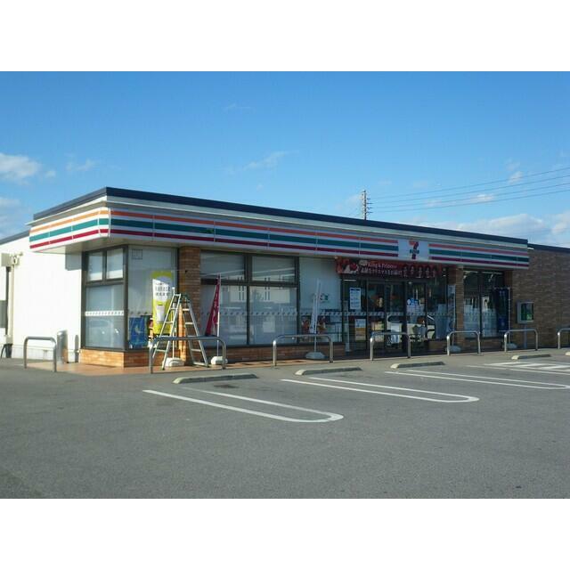 　サン　サクラ セブンイレブン喜連川寿町店