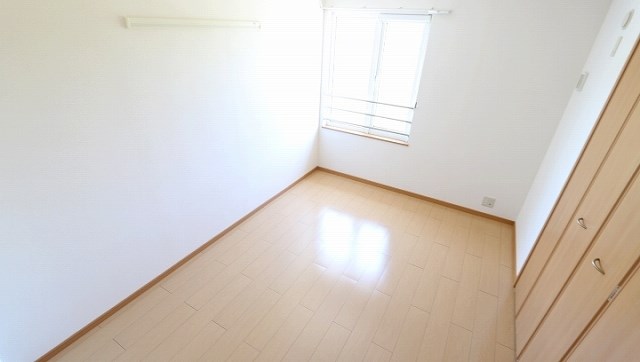 　ドミール　Ｃ棟 こちらの物件はMODE不動産なら割引対象の１部屋です。