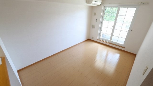 　ドミール　Ｃ棟 こちらの物件はMODE不動産なら割引対象の１部屋です。