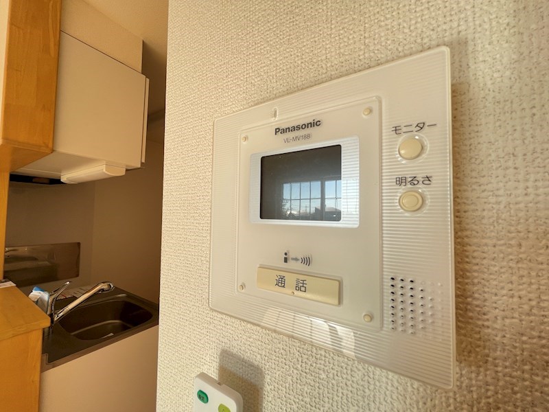 　アヴィオン　ディス　 こちらの物件はMODE不動産なら割引対象の１部屋です。
