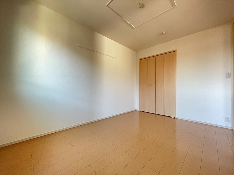 　ティアラ　サンク　 こちらの物件はMODE不動産なら割引対象の１部屋です。
