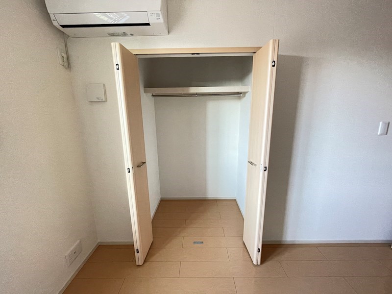 　ティアラ　サンク　 こちらの物件はMODE不動産なら割引対象の１部屋です。