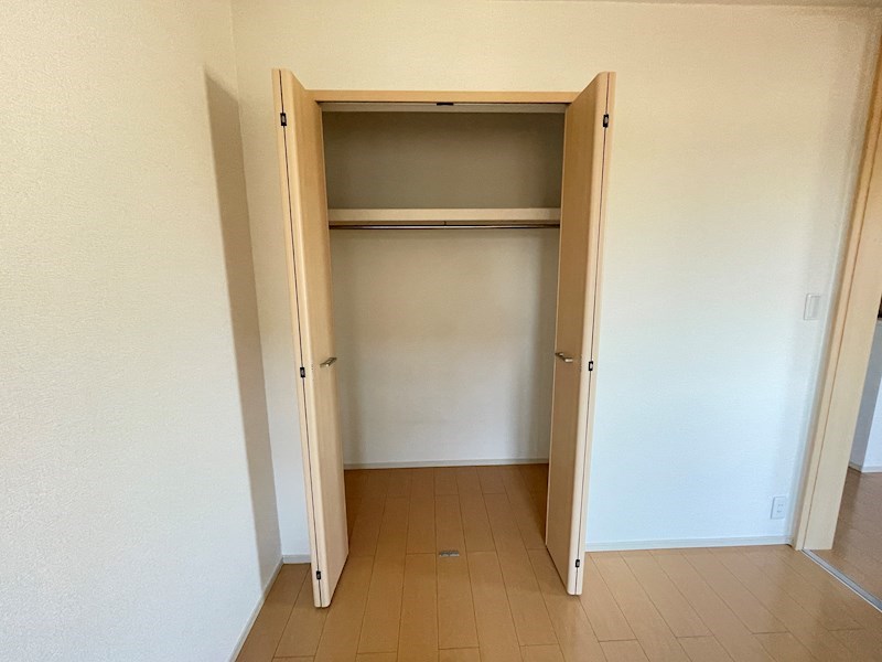 　ティアラ　サンク　 こちらの物件はMODE不動産なら割引対象の１部屋です。