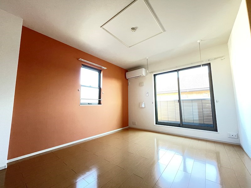 　ティアラ　サンク　 こちらの物件はMODE不動産なら割引対象の１部屋です。