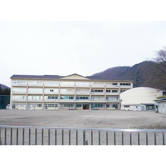 　プリムロ－ズ　壱番館 日光市藤原中学校