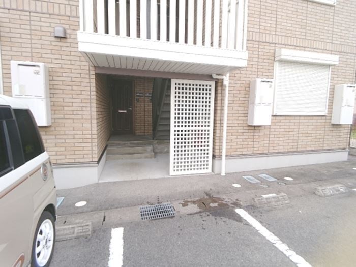 　グランモア　Ａ棟　 こちらの物件はMODE不動産なら割引対象の１部屋です。