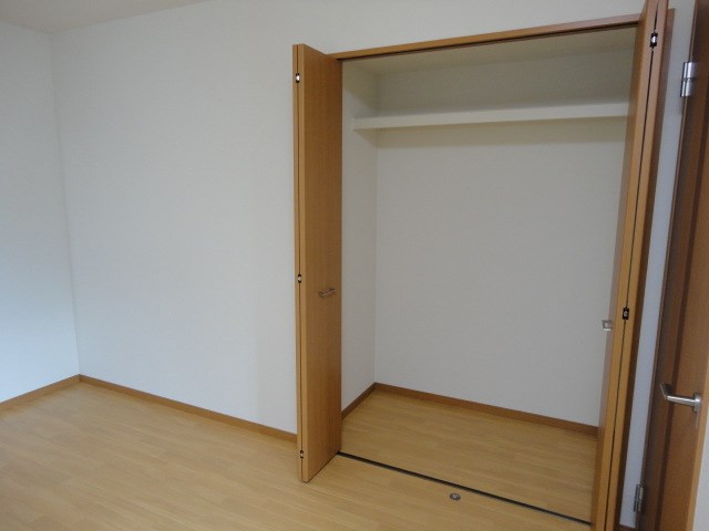 　アイリスコート　 こちらの物件はMODE不動産なら割引対象の１部屋です。