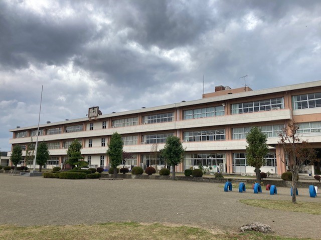 アンジェリーク 市貝小学校まで350m