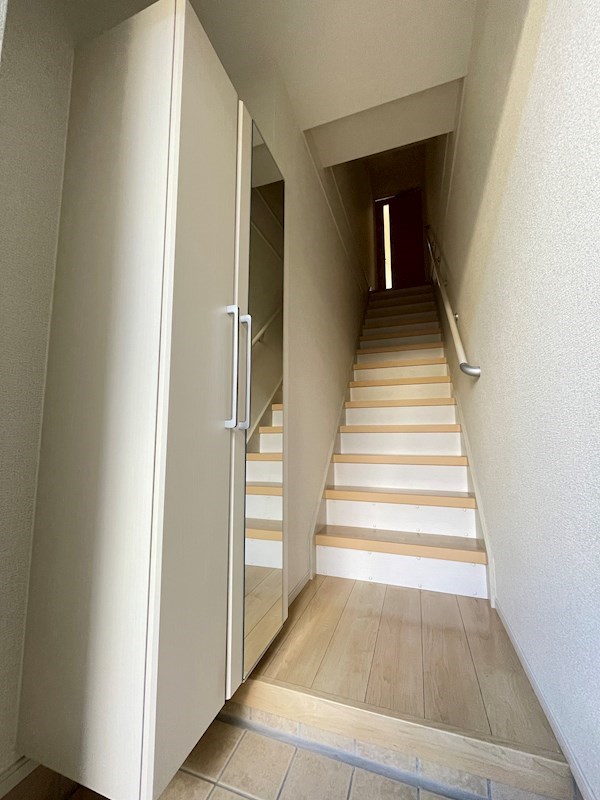 　アミスタープレイス こちらの物件はMODE不動産なら割引対象の１部屋です。
