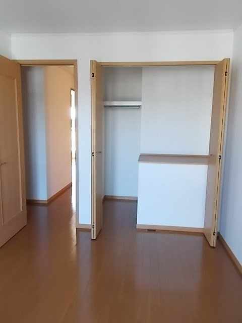 　アースリバー Ｃ棟 こちらの物件はMODE不動産なら割引対象の１部屋です。