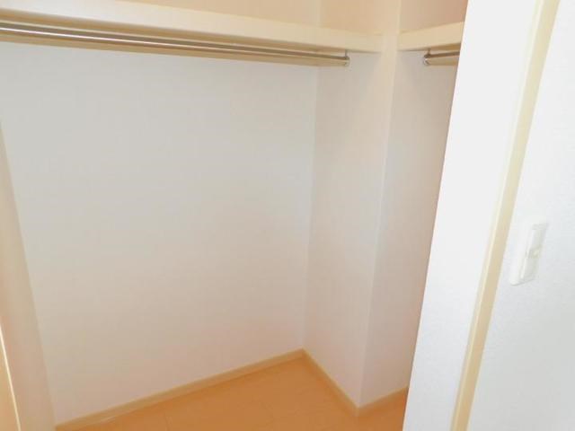 　サンスクエア　Ｂ棟　 こちらの物件はMODE不動産なら割引対象の１部屋です。