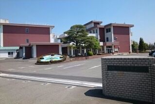 ジュネス・クローバーＢ 若草中学校まで360m