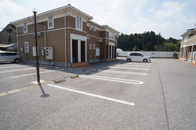 　カレントＳ・Ｋ　B棟　  こちらの物件はMODE不動産なら割引対象の１部屋です。