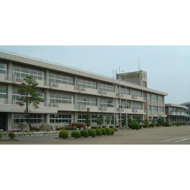 　ドリームハイツ　Ｂ棟 北高根沢中学校
