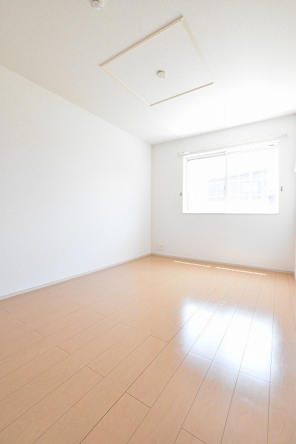 　ドミール　D棟　 こちらの物件はMODE不動産なら割引対象の１部屋です。