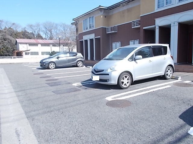 サンプラザＡ 駐車場