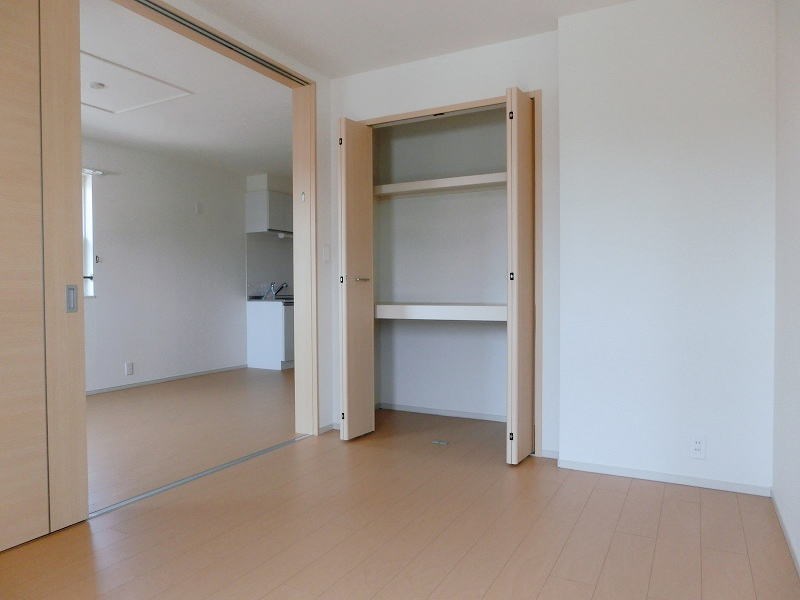 　テネリージ　 こちらの物件はMODE不動産なら割引対象の１部屋です。