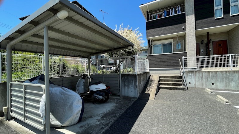 　テネリージ　 こちらの物件はMODE不動産なら割引対象の１部屋です。