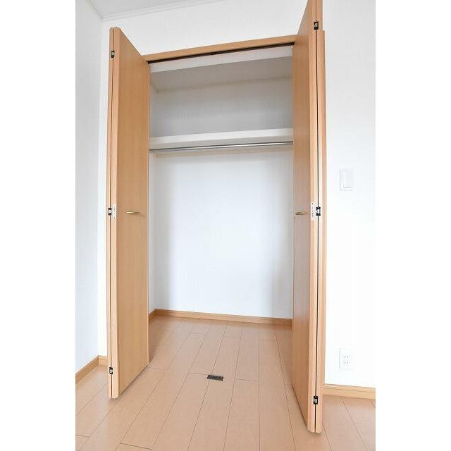 　レヂデンス岡野　 こちらの物件はMODE不動産なら割引対象の１部屋です。