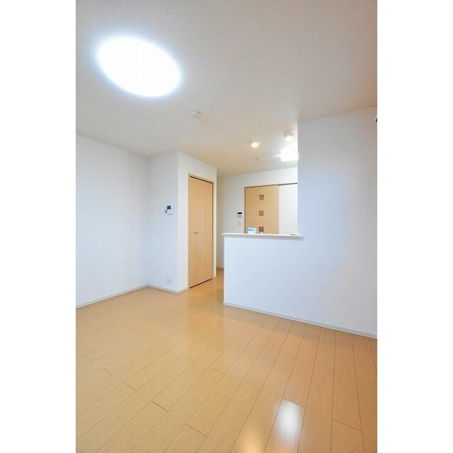 　ディアヴニール こちらの物件はMODE不動産なら割引対象の１部屋です。