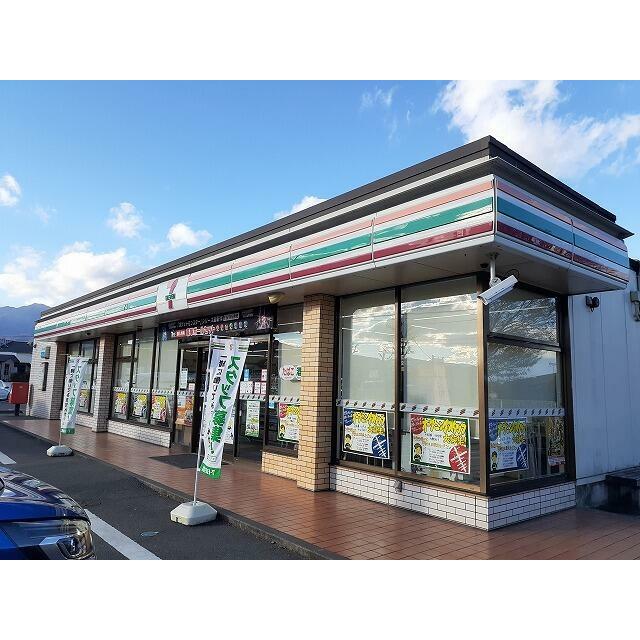 　ヴィラ・ソノリティー参番館 セブンイレブン日光瀬尾店