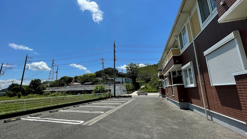 　サンプラザ　Ｂ棟　 こちらの物件はMODE不動産なら割引対象の１部屋です。