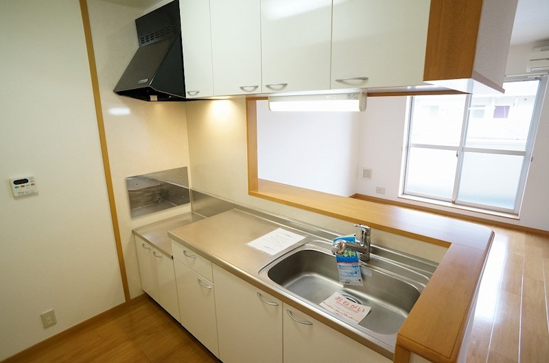 　エテルノ・グランデ参番館　 こちらの物件はMODE不動産なら割引対象の１部屋です。