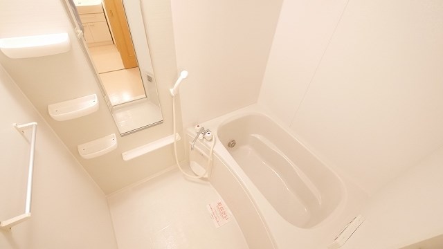 　エンペラー　Ａ棟 こちらの物件はMODE不動産なら割引対象の１部屋です。
