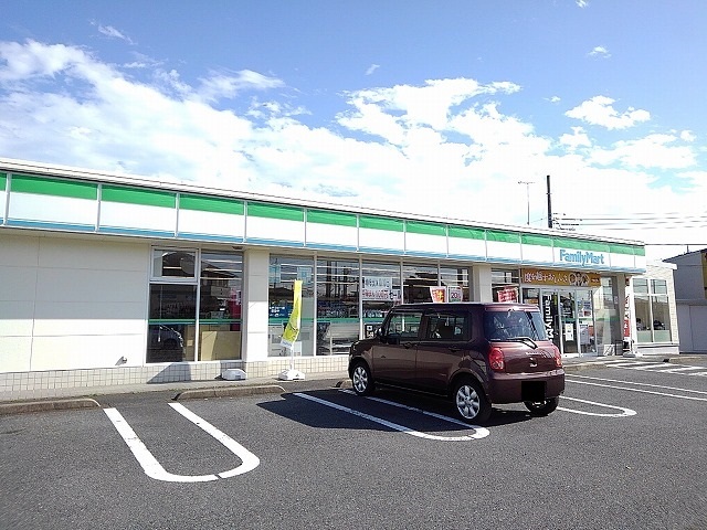 クライスＣ ファミリーマート新緑町店まで400m