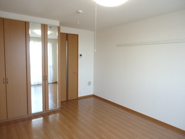 　サニーホーム　 こちらの物件はMODE不動産なら割引対象の１部屋です。