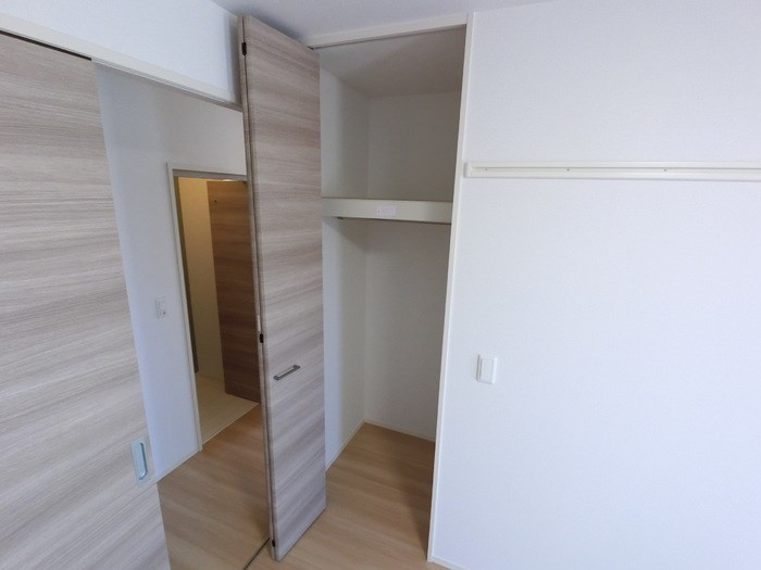 　ユア・クレスコンティ　A棟　  こちらの物件はMODE不動産なら割引対象の１部屋です。