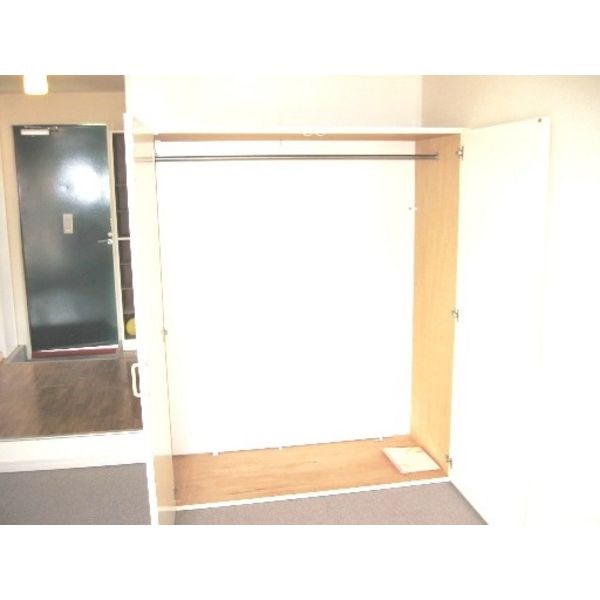 　東雲 こちらの物件はMODE不動産なら割引対象の１部屋です。
