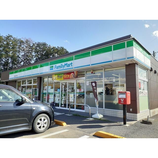 　エアリー・ガーデン　Ｃ棟　 ファミリーマート那須塩原二区町