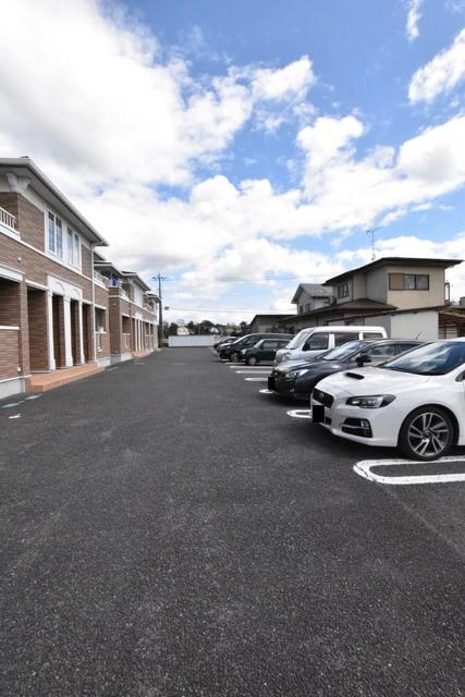 グローリアＢ 駐車場